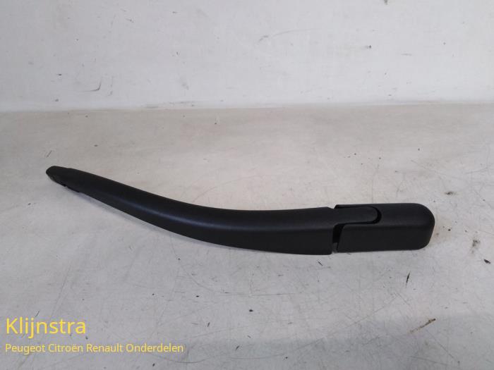 Rear wiper arm from a Peugeot 107  2005
