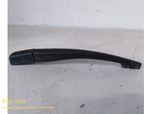 Used Rear wiper arm Peugeot 307 SW (3H) 1.6 16V Price on request offered by Fa. Klijnstra & Zn. VOF