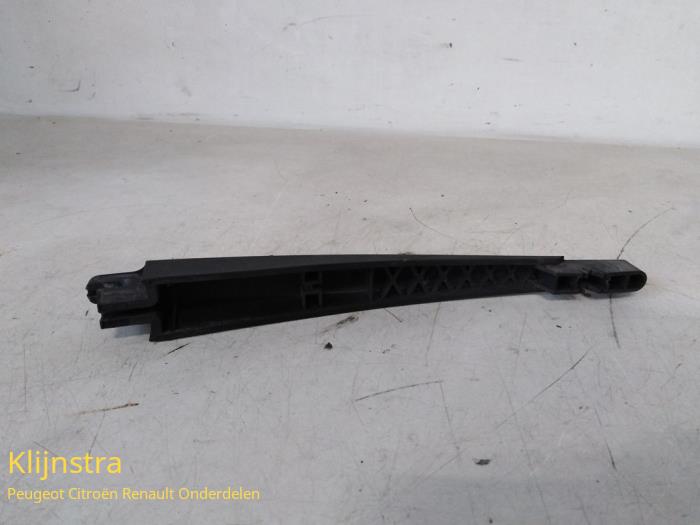 Rear wiper arm from a Peugeot 307 (3A/C/D) 1.6 16V 2002