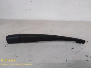 Used Rear wiper arm Peugeot 207/207+ (WA/WC/WM) 1.4 16V Price on request offered by Fa. Klijnstra & Zn. VOF