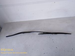 New Front wiper arm Peugeot 607 (9D/U) Price on request offered by Fa. Klijnstra & Zn. VOF