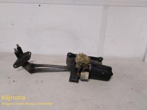 Used Wiper motor + mechanism Peugeot 205 Price on request offered by Fa. Klijnstra & Zn. VOF