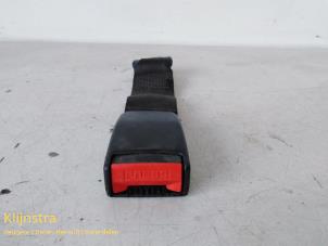Usagé Attache ceinture arrière gauche Peugeot 206 (2A/C/H/J/S) 2.0 GTI 16V Prix sur demande proposé par Fa. Klijnstra & Zn. VOF