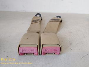Usagé Insertion ceinture de sécurité arrière droite Peugeot 406 Break (8E/F) 2.0 HDi 110 Prix sur demande proposé par Fa. Klijnstra & Zn. VOF