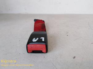 Usagé Insertion ceinture de sécurité arrière gauche Peugeot 106 I 1.3 Rallye Prix sur demande proposé par Fa. Klijnstra & Zn. VOF
