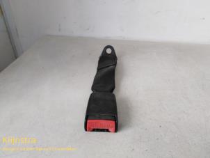 Used Rear seatbelt buckle, left Peugeot 306 Break (7E) 1.9 D Price € 25,00 Margin scheme offered by Fa. Klijnstra & Zn. VOF