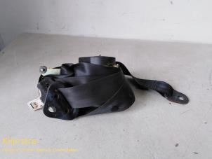 Used Front seatbelt, right Peugeot 306 Break (7E) 1.9 D Price € 55,00 Margin scheme offered by Fa. Klijnstra & Zn. VOF