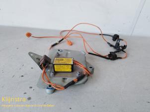 Usados Sensor de airbag Peugeot 406 (8B) Precio de solicitud ofrecido por Fa. Klijnstra & Zn. VOF