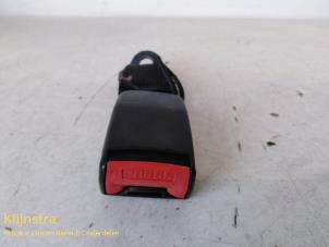 Used Rear seatbelt buckle, left Citroen Xantia (X1/2) 1.8i X,SX Price on request offered by Fa. Klijnstra & Zn. VOF