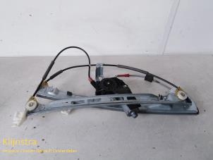 Used Window mechanism 4-door, front right Peugeot 206 SW (2E/K) 1.4 HDi Price on request offered by Fa. Klijnstra & Zn. VOF