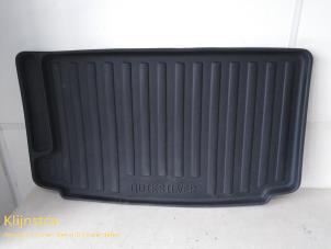 Used Boot mat Peugeot 206 (2A/C/H/J/S) Price on request offered by Fa. Klijnstra & Zn. VOF