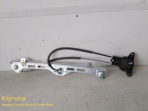 New Window mechanism 2-door, front right Peugeot 306 (7B) Price on request offered by Fa. Klijnstra & Zn. VOF