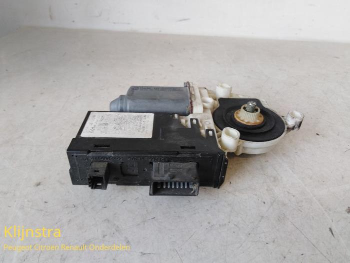 Usados Motor de ventanilla de puerta Citroen C5 Precio de solicitud ofrecido por Fa. Klijnstra & Zn. VOF