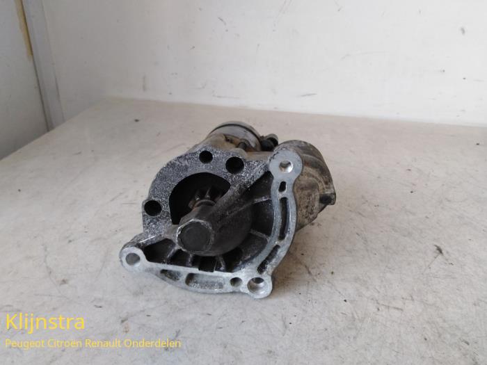 Used Starter Peugeot 106 II 1.6 GTi 16V Price on request offered by Fa. Klijnstra & Zn. VOF