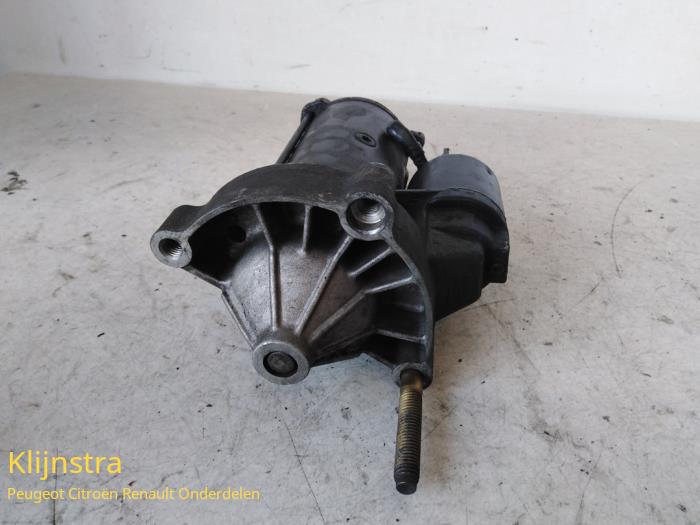 Used Starter Citroen Jumpy (BS/BT/BY/BZ) 1.9TD Price on request offered by Fa. Klijnstra & Zn. VOF