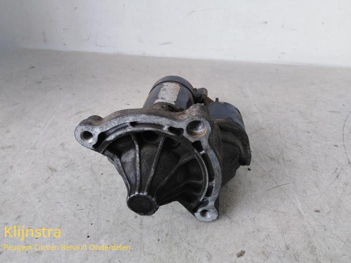 Used Starter Peugeot 306 (7D) 2.0 Price on request offered by Fa. Klijnstra & Zn. VOF