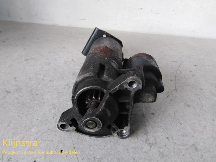 Used Starter Peugeot 306 (7A/C/S) 2.0 S 16 Kat. Price on request offered by Fa. Klijnstra & Zn. VOF