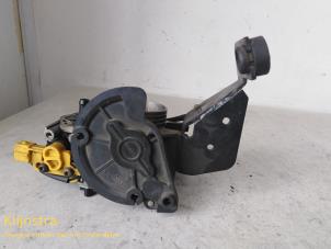 Used Throttle body Peugeot 306 (7A/C/S) 2.0 XSi,ST Price on request offered by Fa. Klijnstra & Zn. VOF