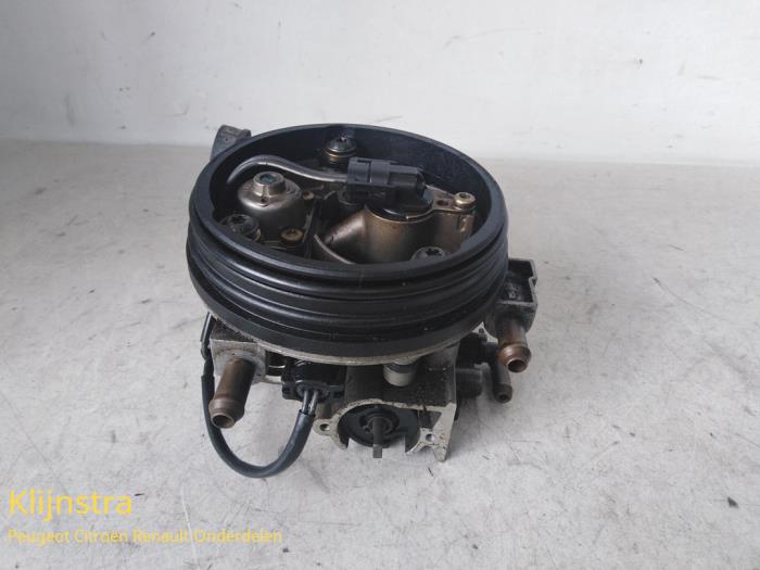 Gebrauchte Drosselklappengehäuse Peugeot 306 (7A/C/S) 1.4 XN,XR,XA,XRA Kat. Preis auf Anfrage angeboten von Fa. Klijnstra & Zn. VOF