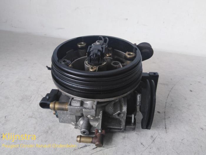 Gebrauchte Drosselklappengehäuse Peugeot 306 (7B) 1.4 SL,SR Preis auf Anfrage angeboten von Fa. Klijnstra & Zn. VOF