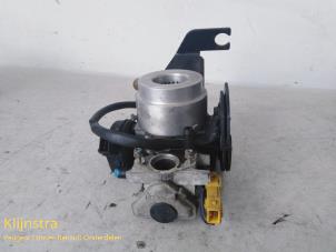 Used Throttle body Peugeot 405 II Break (4E) 2.0 GRi,SRi Price on request offered by Fa. Klijnstra & Zn. VOF