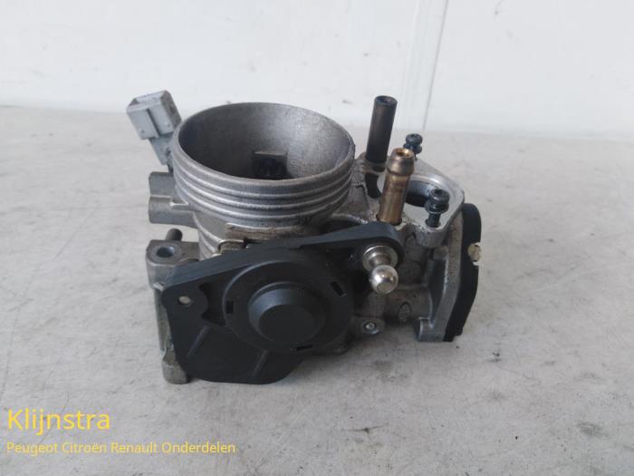 Gebrauchte Drosselklappengehäuse Citroen Xsara Break (N2) 1.8i Autom. Preis auf Anfrage angeboten von Fa. Klijnstra & Zn. VOF