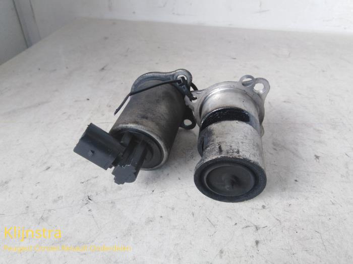 Używane Zawór EGR Peugeot 607 (9D/U) 2.7 HDi V6 24V Cena na żądanie oferowane przez Fa. Klijnstra & Zn. VOF