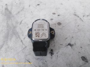 Used Throttle position sensor Peugeot 306 (7A/C/S) 1.6i XR,XT,ST Price on request offered by Fa. Klijnstra & Zn. VOF