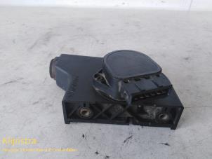 Used Throttle position sensor Renault Kangoo Express (FC) 1.9 dTi; 1.9 dCi Price on request offered by Fa. Klijnstra & Zn. VOF