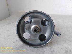 Used Power steering pump Citroen C5 III Berline (RD) 1.6 HDiF 16V Price on request offered by Fa. Klijnstra & Zn. VOF