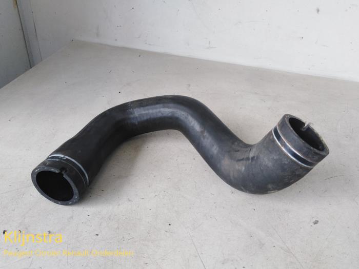Gebrauchte Intercooler Schlauch Peugeot Bipper (AA) 1.4 HDi Preis auf Anfrage angeboten von Fa. Klijnstra & Zn. VOF