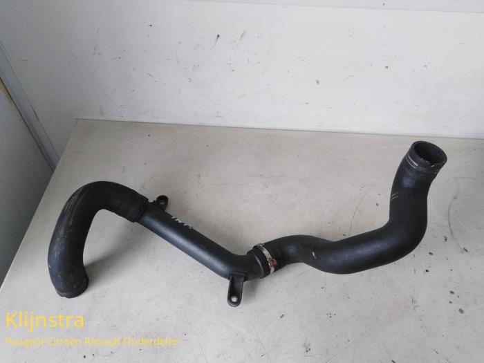 Gebrauchte Intercooler Schlauch Peugeot Bipper (AA) 1.4 HDi Preis € 50,00 Margenregelung angeboten von Fa. Klijnstra & Zn. VOF