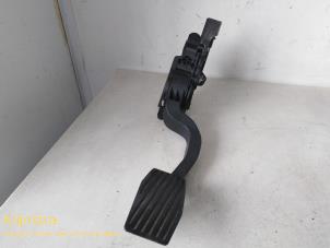 Used Accelerator pedal Citroen Nemo (AA) 1.4 HDi 70 Price on request offered by Fa. Klijnstra & Zn. VOF