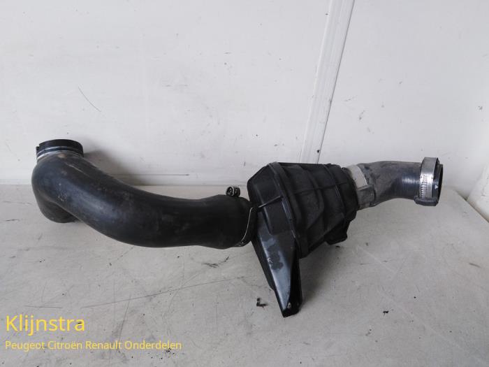 Gebrauchte Intercooler Schlauch Citroen Nemo Preis auf Anfrage angeboten von Fa. Klijnstra & Zn. VOF