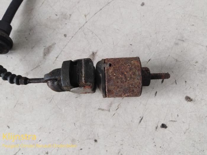 Clutch cable from a Peugeot Bipper (AA) 1.4 HDi 2009