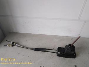 Used Gear-change mechanism Peugeot 407 Price on request offered by Fa. Klijnstra & Zn. VOF