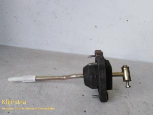 Used Gear-change mechanism Peugeot 206 (2A/C/H/J/S) 1.4 XR,XS,XT,Gentry Price on request offered by Fa. Klijnstra & Zn. VOF