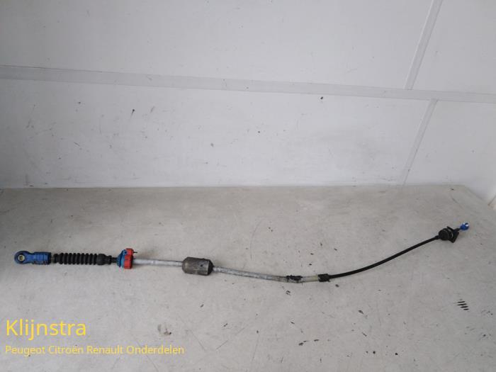 Gearbox shift cable from a Citroën C5 I Berline (DC) 2.0 HDi 110 2001