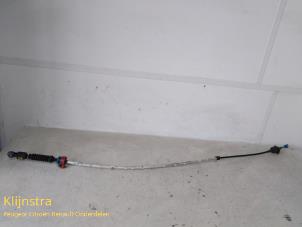 Used Gearbox shift cable Citroen C5 I Berline (DC) 2.2 HDi 16V FAP Price on request offered by Fa. Klijnstra & Zn. VOF