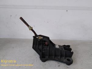 Used Gear-change mechanism Citroen C3 (FC/FL/FT) 1.4 HDi 16V Price on request offered by Fa. Klijnstra & Zn. VOF