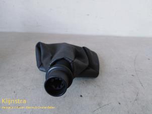 Used Gear stick cover Peugeot Boxer (244) 2.2 HDi Price on request offered by Fa. Klijnstra & Zn. VOF