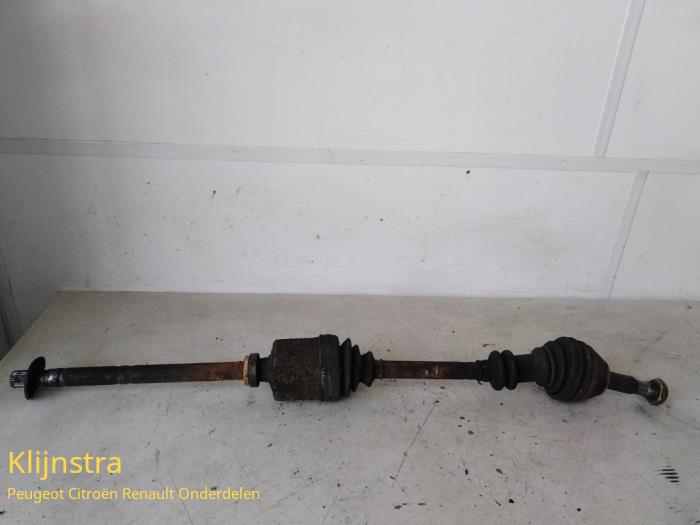 Front drive shaft, right from a Peugeot J5 (280P) 2.5 D 1991