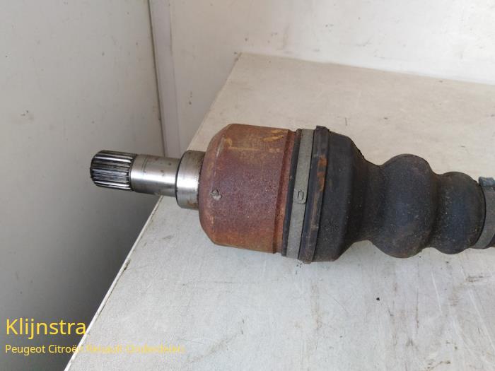 Front drive shaft, left Peugeot 406 2.0 S,SL,ST,STX 16V