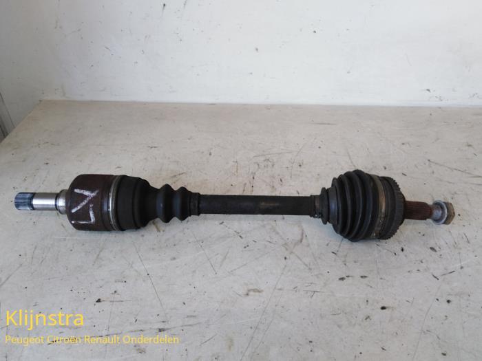 Gebrauchte Antriebswelle links vorne Citroen Evasion 2.0 CT SX,VSX Turbo Preis auf Anfrage angeboten von Fa. Klijnstra & Zn. VOF