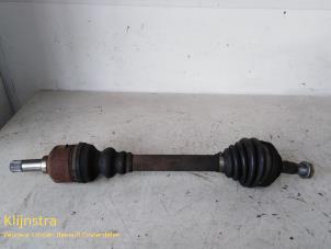 Used Front drive shaft, left Peugeot 406 (8B) 1.8 Price on request offered by Fa. Klijnstra & Zn. VOF