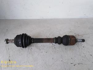 Used Front drive shaft, left Citroen Xsara Picasso (CH) 1.8 16V Price on request offered by Fa. Klijnstra & Zn. VOF