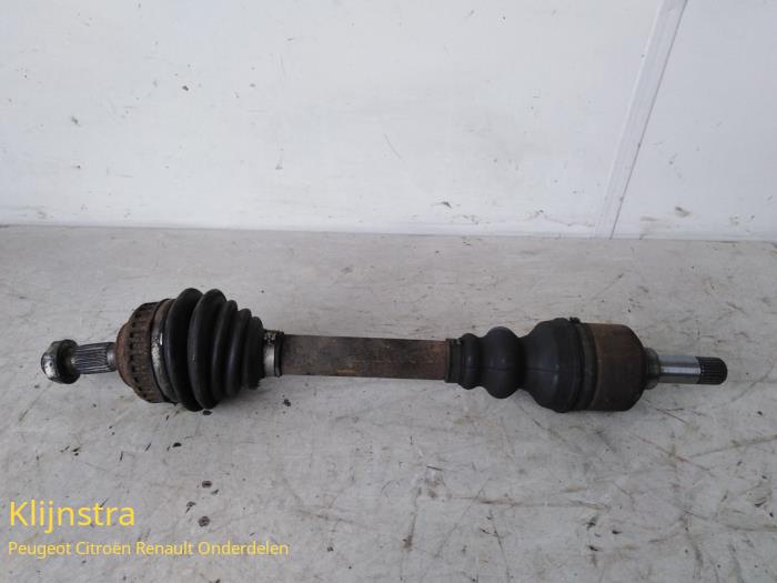 Front drive shaft, left from a Citroën Xsara Picasso (CH) 1.8 16V 2000