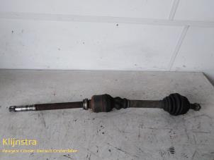 Used Front drive shaft, right Citroen Xsara Picasso (CH) 2.0 HDi 90 Price on request offered by Fa. Klijnstra & Zn. VOF