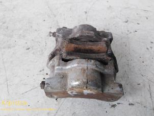 Used Rear brake calliper, right Citroen C5 Price on request offered by Fa. Klijnstra & Zn. VOF