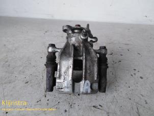 Used Rear brake calliper, left Peugeot 807 2.2 16V Price on request offered by Fa. Klijnstra & Zn. VOF